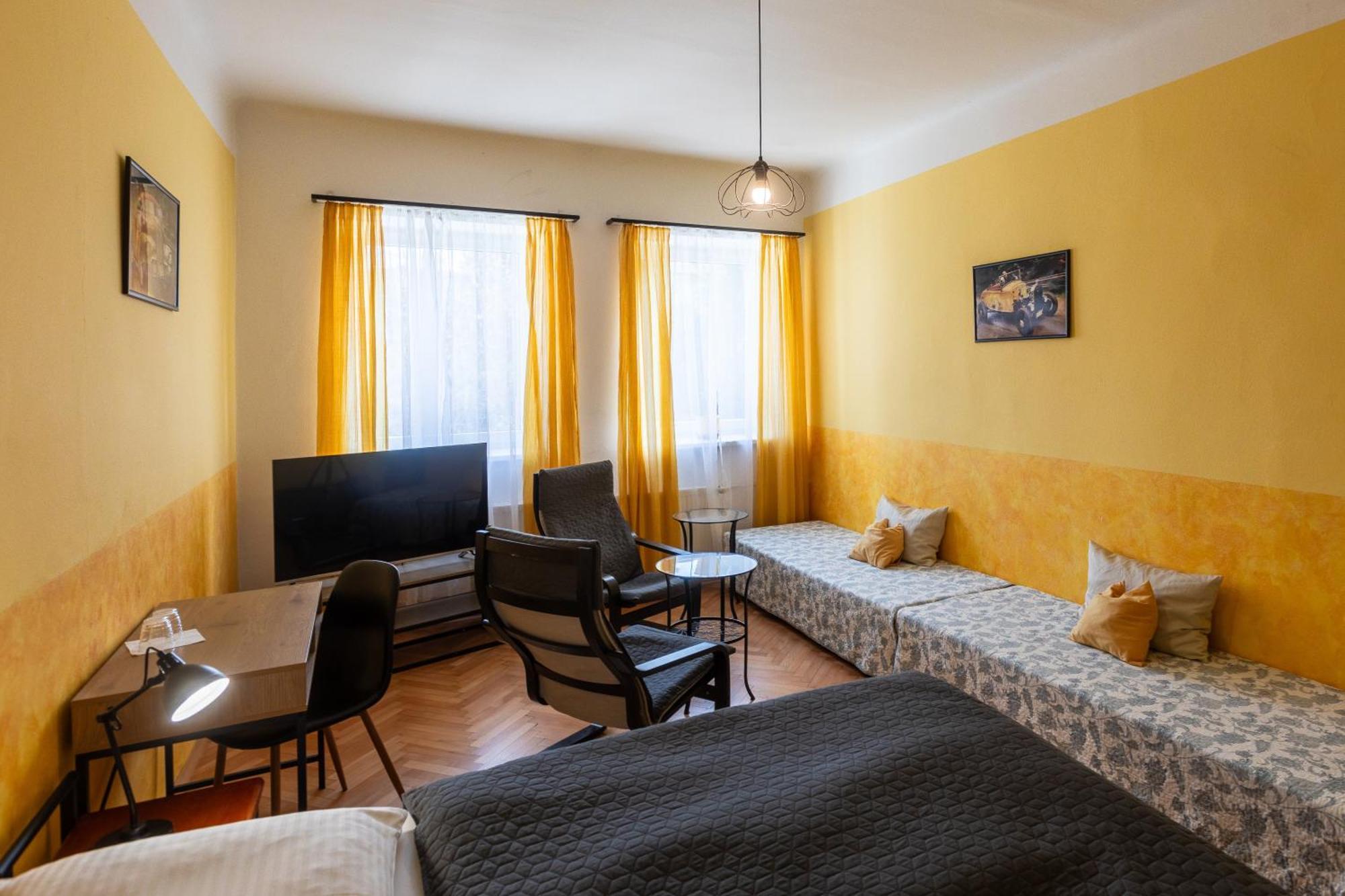 Hotel Atlas Ceske Budejovice Ngoại thất bức ảnh
