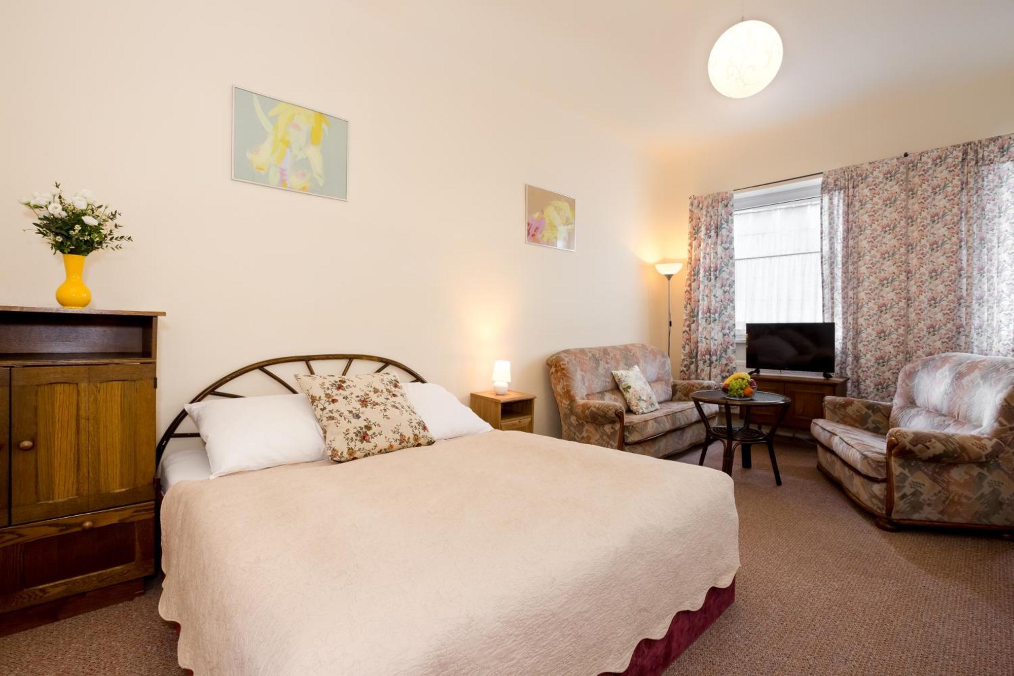 Hotel Atlas Ceske Budejovice Phòng bức ảnh
