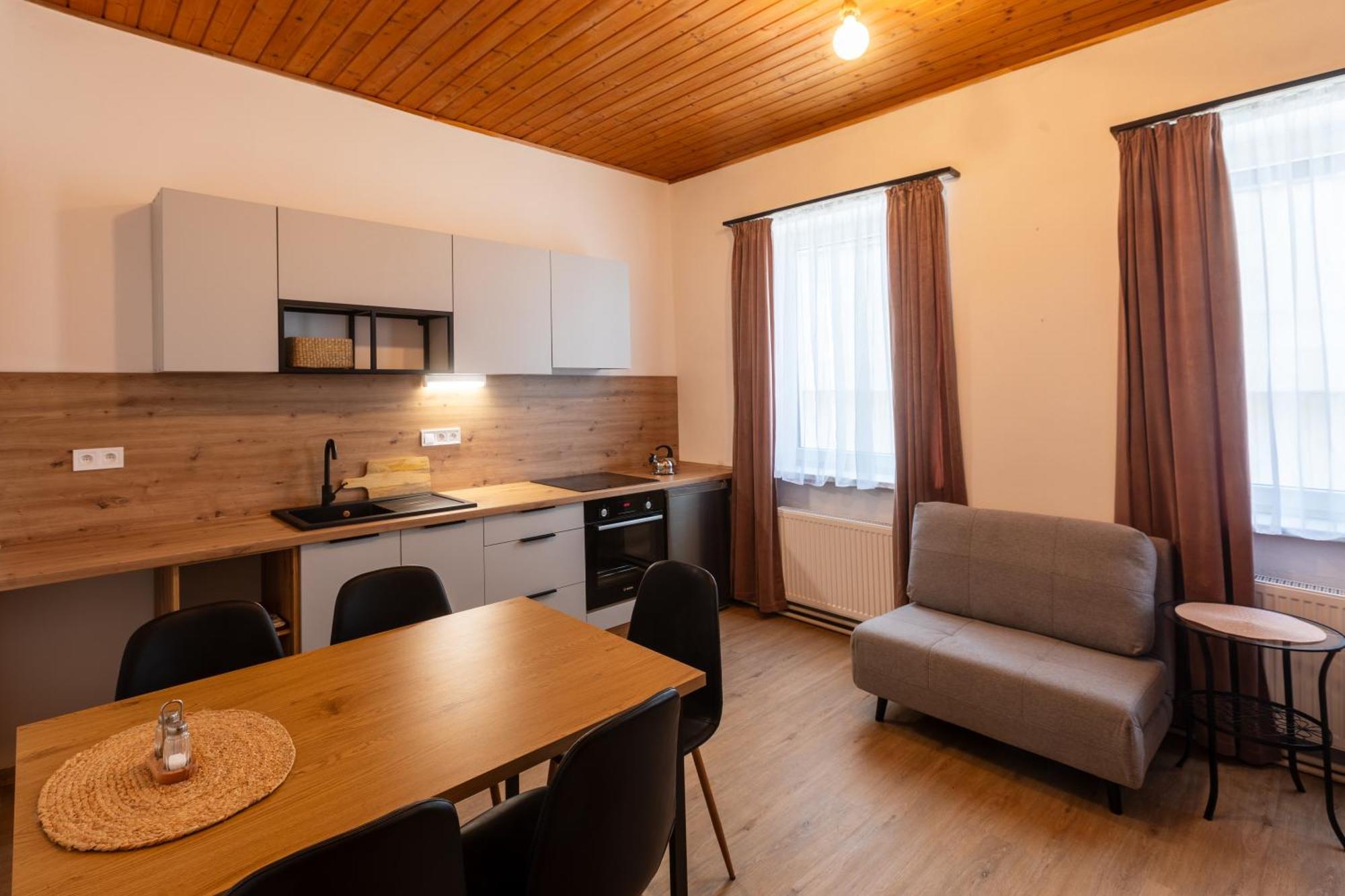 Hotel Atlas Ceske Budejovice Phòng bức ảnh